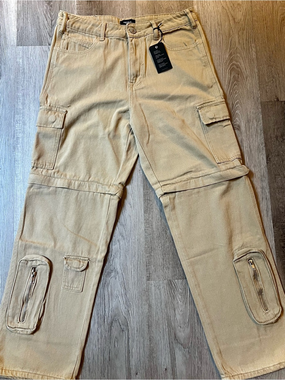 Forever 21 Men’s “Convertible” Cargo Pants w Removable Legs for Shorts Combo!